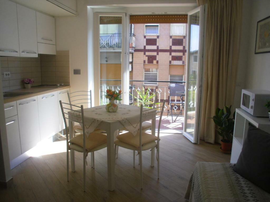 Lovely Little Apartment In Via Aurelia Rome Buitenkant foto