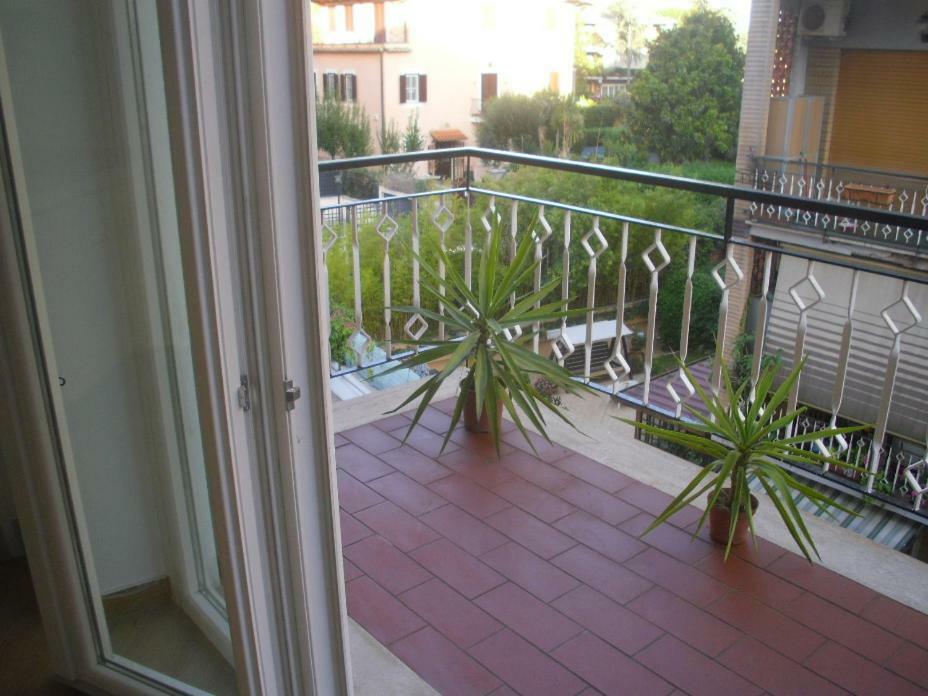 Lovely Little Apartment In Via Aurelia Rome Buitenkant foto